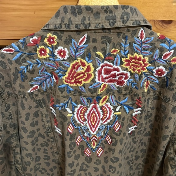 karyn seo Leopard Print Canvas Jacket w/Embroidery - XL - Picture 3 of 12
